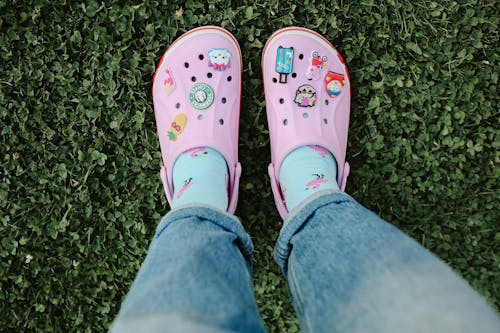 Crocs Sale 2025: Best Deals & Coupon Codes Up to 50% Off